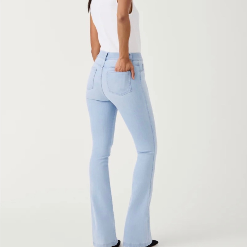Spanx flare jeans size S petite light wash